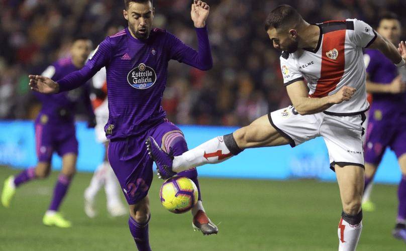 关于塞维利亚战平比利亚雷亚尔；巴列卡诺被塞尔塔逼平的信息